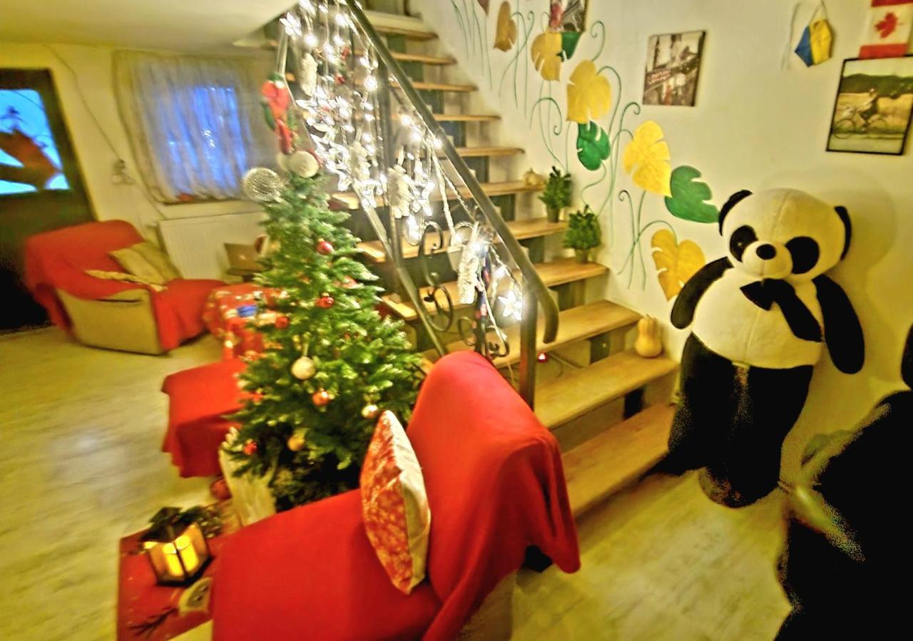 Happy Pandasn12 호텔 보르조미 외부 사진